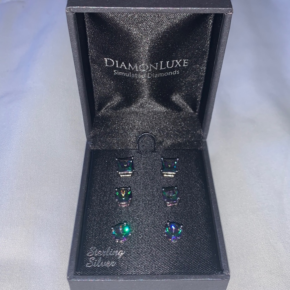 DiamondLuxe Earrings
